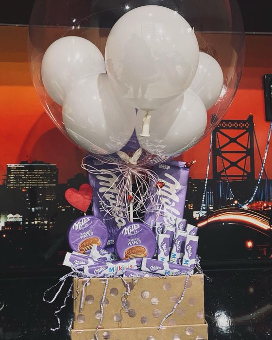 Мечета, букети, сърца и кутии с букви от вечни рози