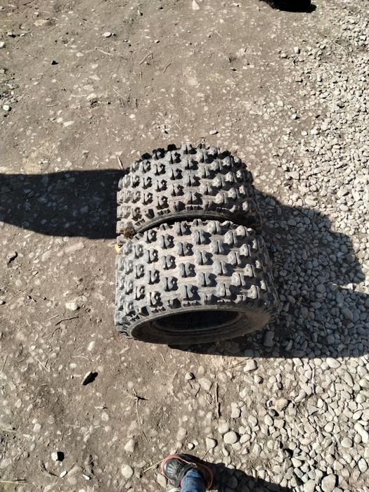 Vând roți de ATV pe 10