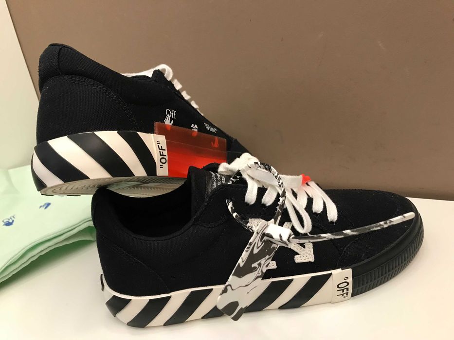 Off-White sneakers 40, originali, full box, retail 525 euro