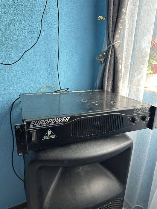 Vand amplificator behringher EP1500
