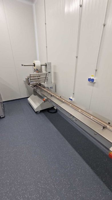 Masina de ambalat orizontala (flow-pack) AHP-450-3S