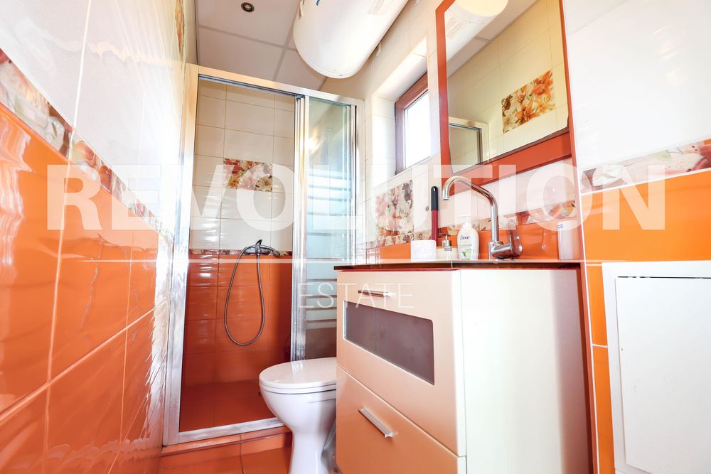 Дава се под наем Двустаен апартамент в Варна, Аспарухово - 70 кв.м за 600 € - Снимка #6