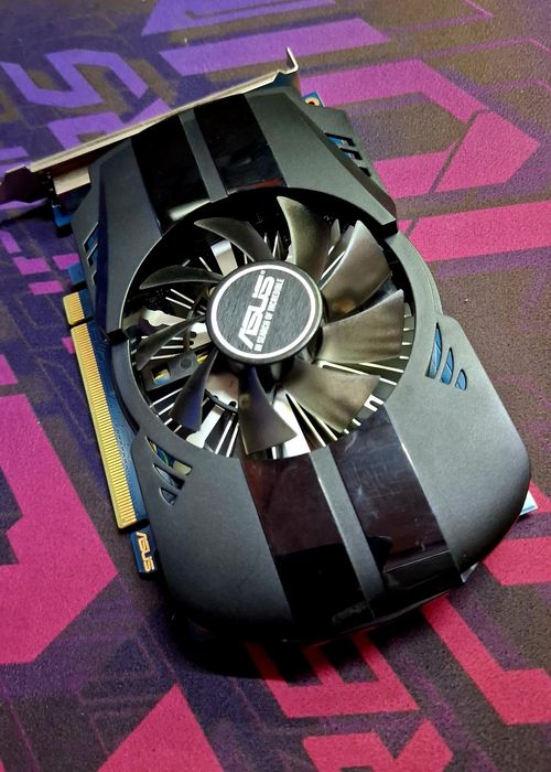 Продам видеокарту GT 1030 2GB