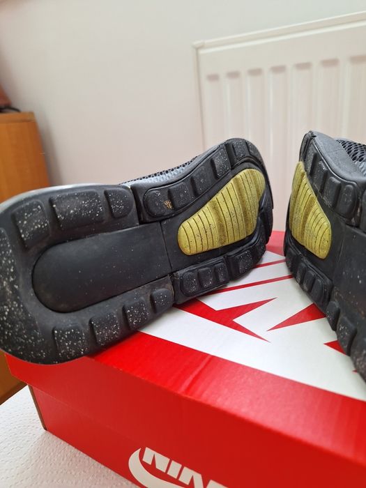 Vând sneakers Nike air 270, mărime 34