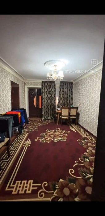 Продается Kvartira sotiladi sampi yaqinida 2 xona 3 xona qilingan