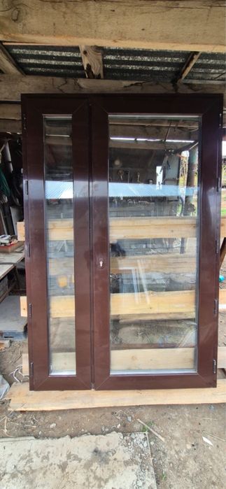 Входная дверь аллюминивая