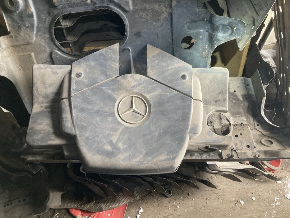Декоративная крышка двигателя Мерседес М113 / Mercedes M113