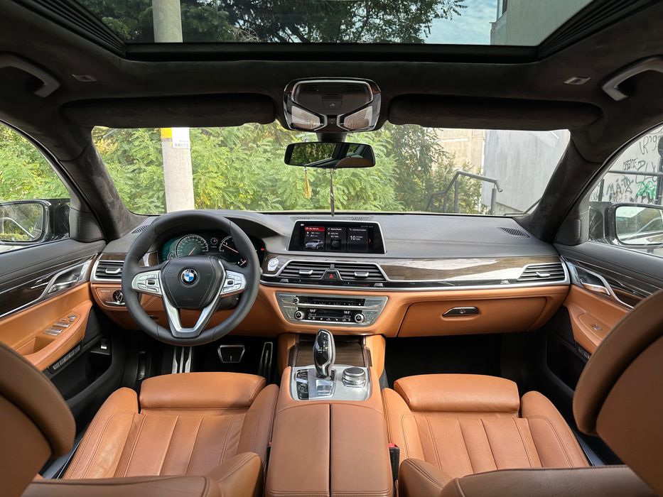 BMW Seria 7 2016 BMW 730 xDrive M Pachet/Trapa