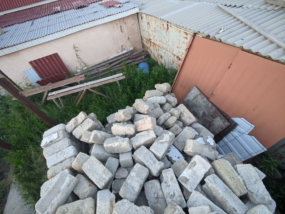 Продается Ракушаблок 10000тг весь блок
