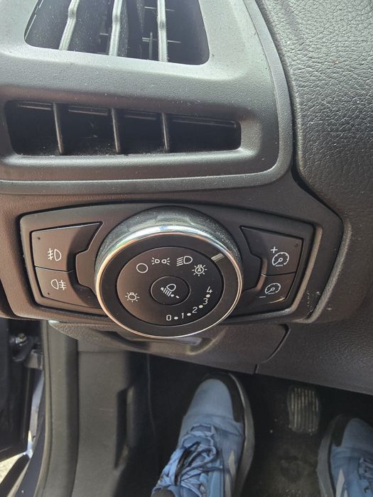 FORD Focus 2011 — imagine 3