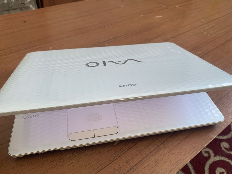 Продам ноутбук Сони