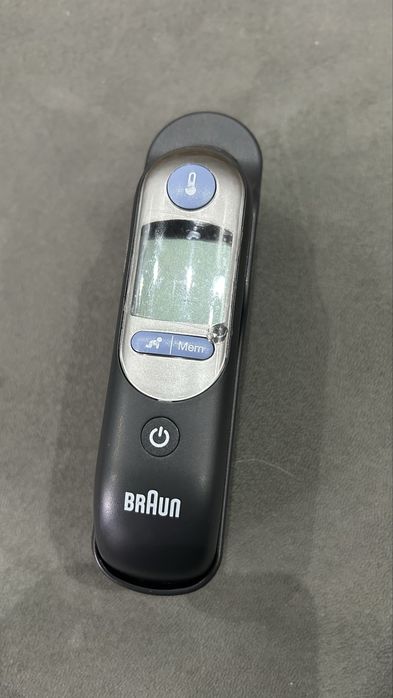 термометър Braun ThermoScan 7 Age Precision