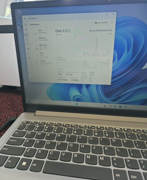 Lenovo ideapad 1