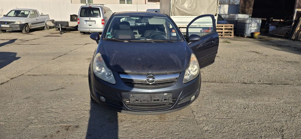 Opel corsa d 1.4 benzina fabricație luna 12 din 2007