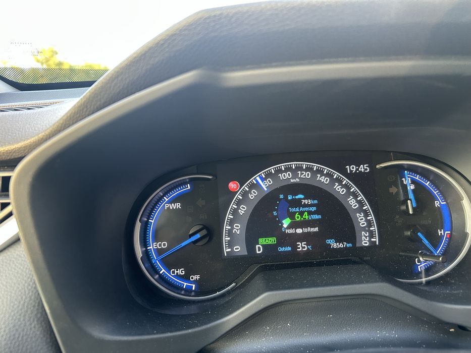 Toyota RAV4 Hybrid AWD 4x4 Dec. 2021 Prim Proprietar Istoric Toyota