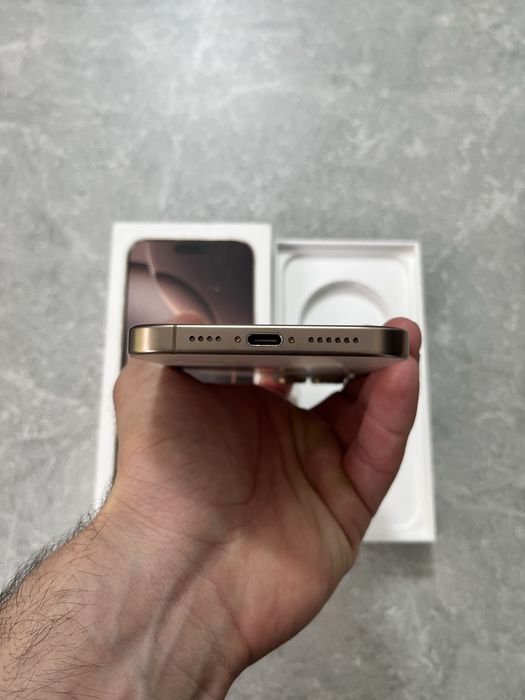 iPhone 16 Pro Max 256GB 100 ёмкость