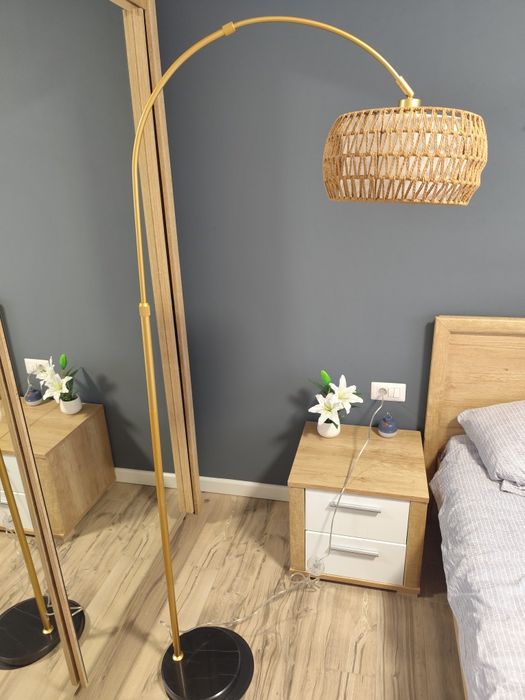 Lampadar, lampa podea