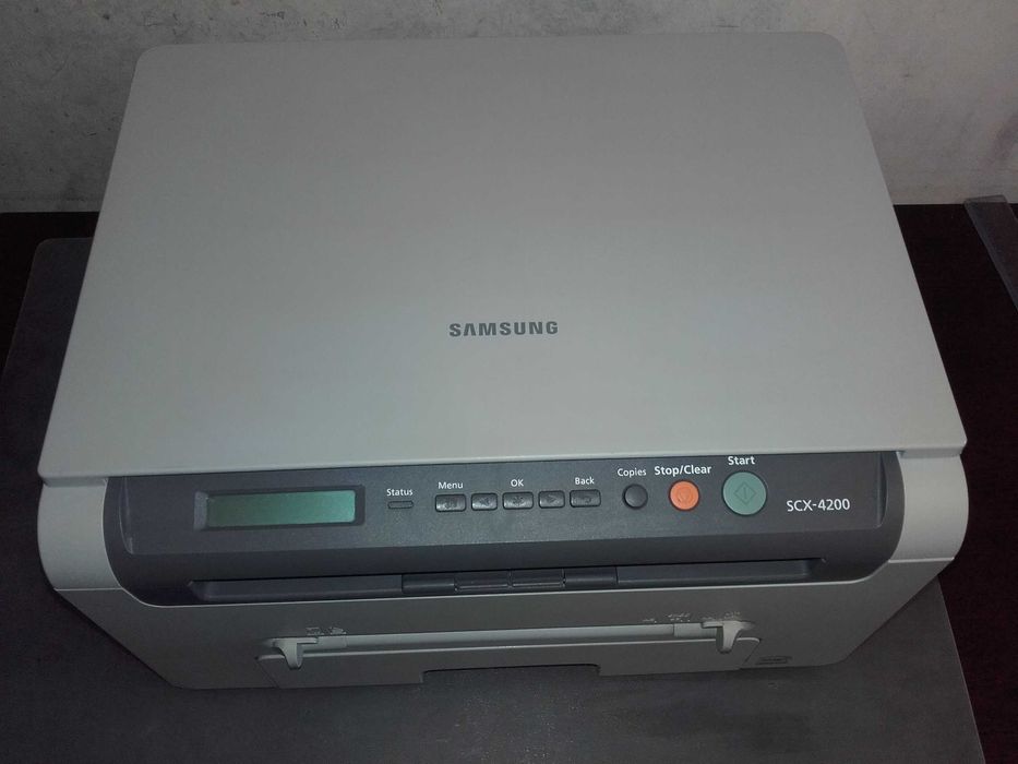 Отличен!!! Лазерен принтер, скенер и копир 3 в 1 Samsung SCX 4200