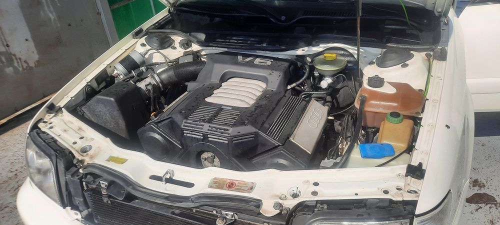 Ауди а6, с4. Машина