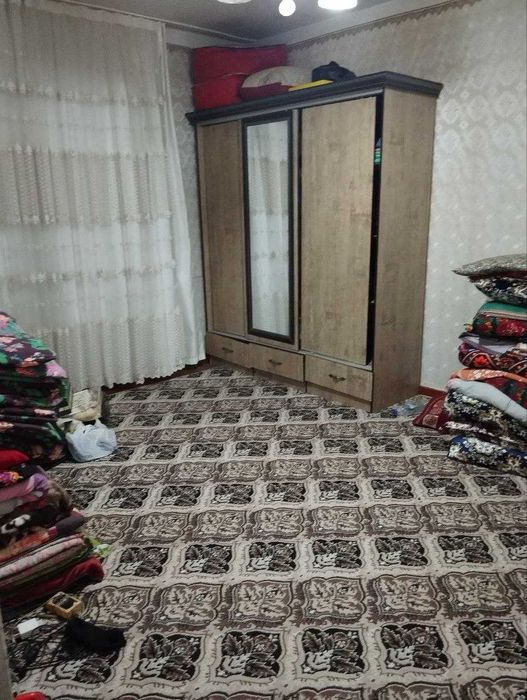 СРОЧНО прадается 2комнатная квартира,в Чирчике.