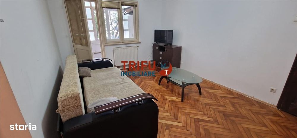 Apartament 2 camere, semidecomandat, etaj 1 – Alba Iulia, Zona Cetate