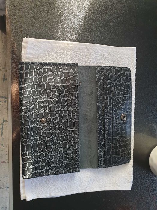 Продам портмоне женское