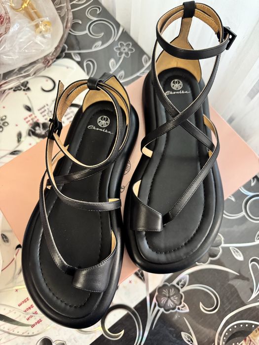 Сандалии Ekonika 39 p новые