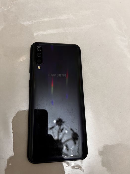 Samsung A 50 sotiladi