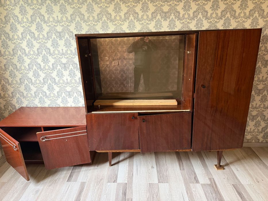 Срочно продается старая мебель не дорого!