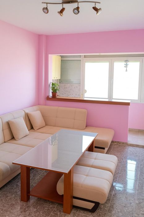 Дава се под наем Двустаен апартамент в Пловдив, Тракия - 50 кв.м за 357 € - Снимка #1