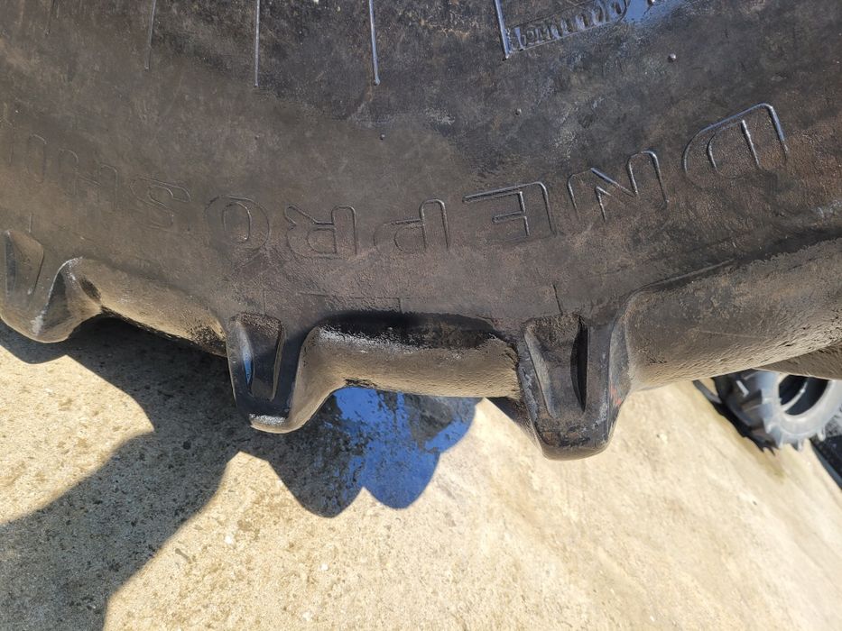 Cauciuc Combină, Dneprosima 30.5 LR 32 (800/65 R32)