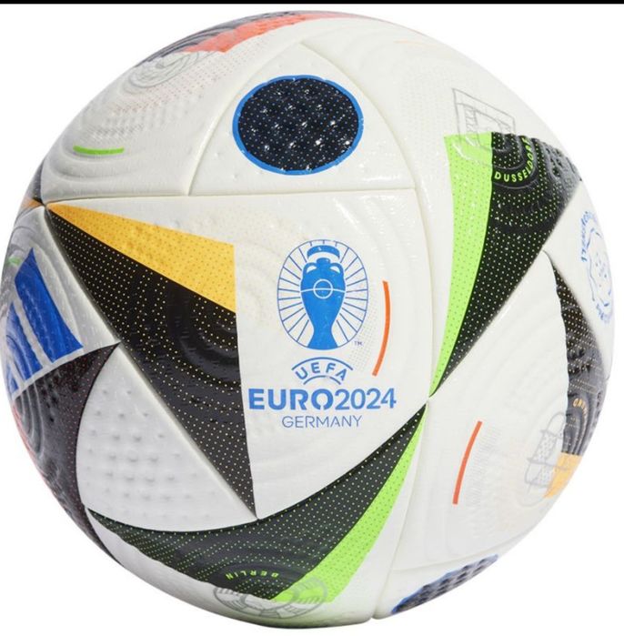 Оригинална нова monka Adidas Fussballliebe Euro24 Pro 

40667