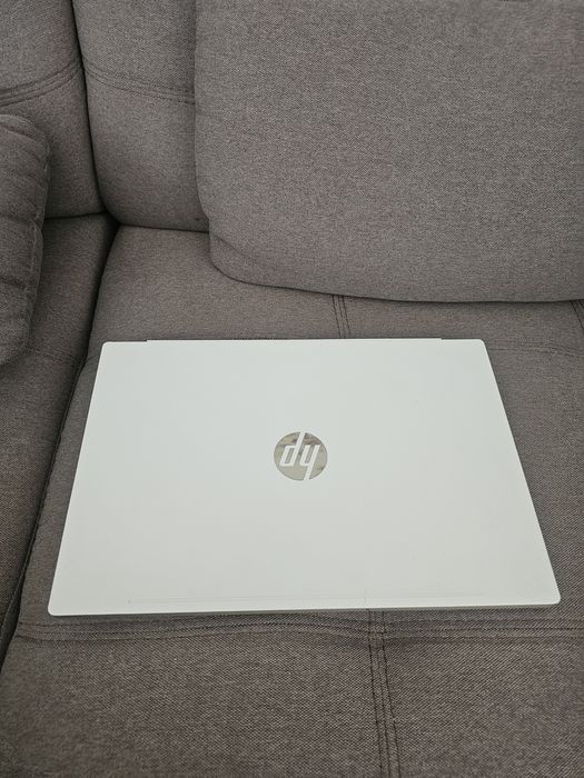 Dezmembrez laptop  hp 15 defect