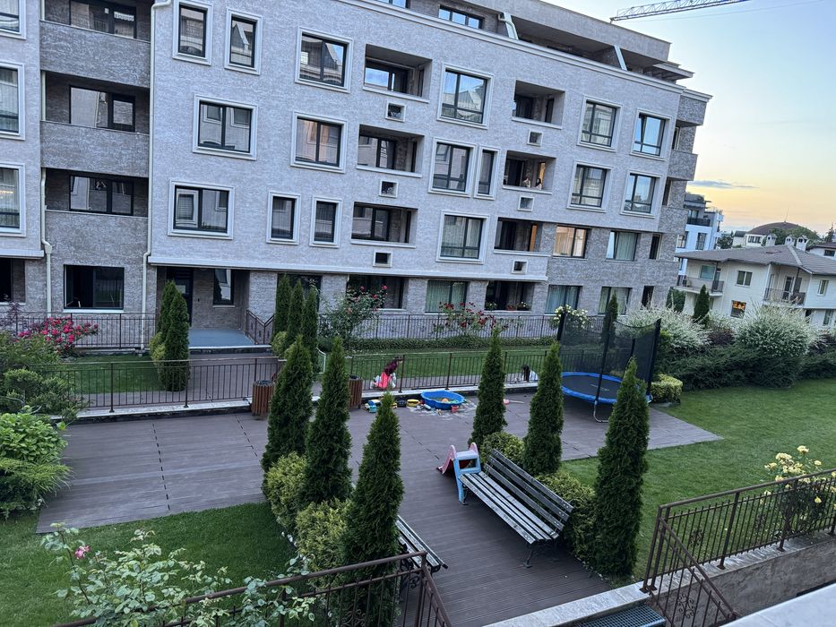 Дава под наем  апартамент