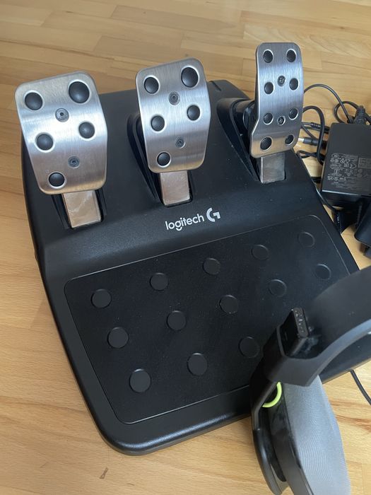 Volan logitech g29+ Casti Astro A10