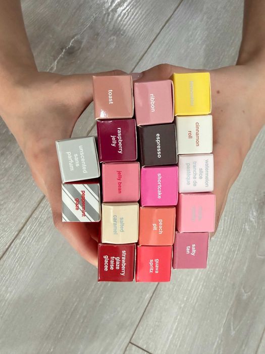 Rhode Peptide Lip Tint / Treatment - Diverse Nuanțe