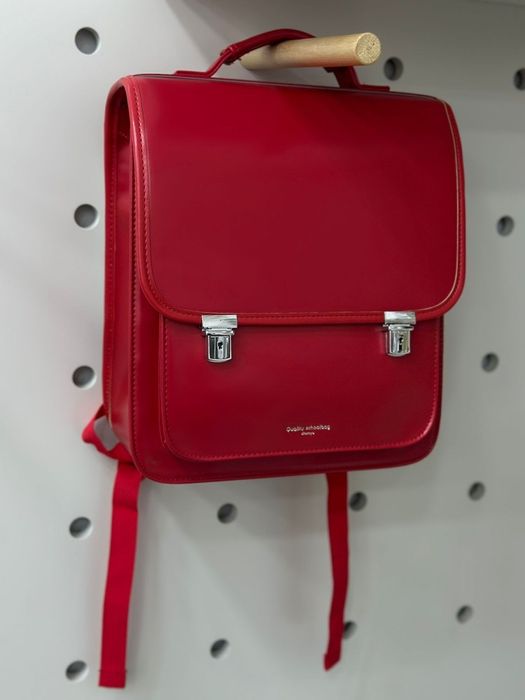 Сумка-рюкзак розовый кожаный