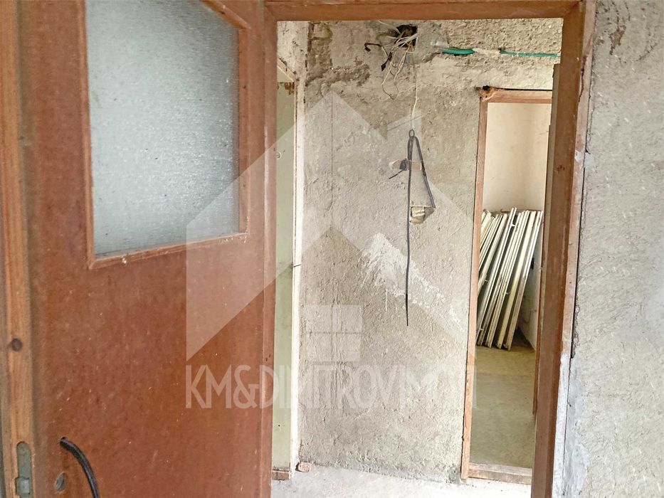 Продава се Къща в с. Мараш, Област Шумен - 120 кв.м за 298 €/кв.м - Снимка #13