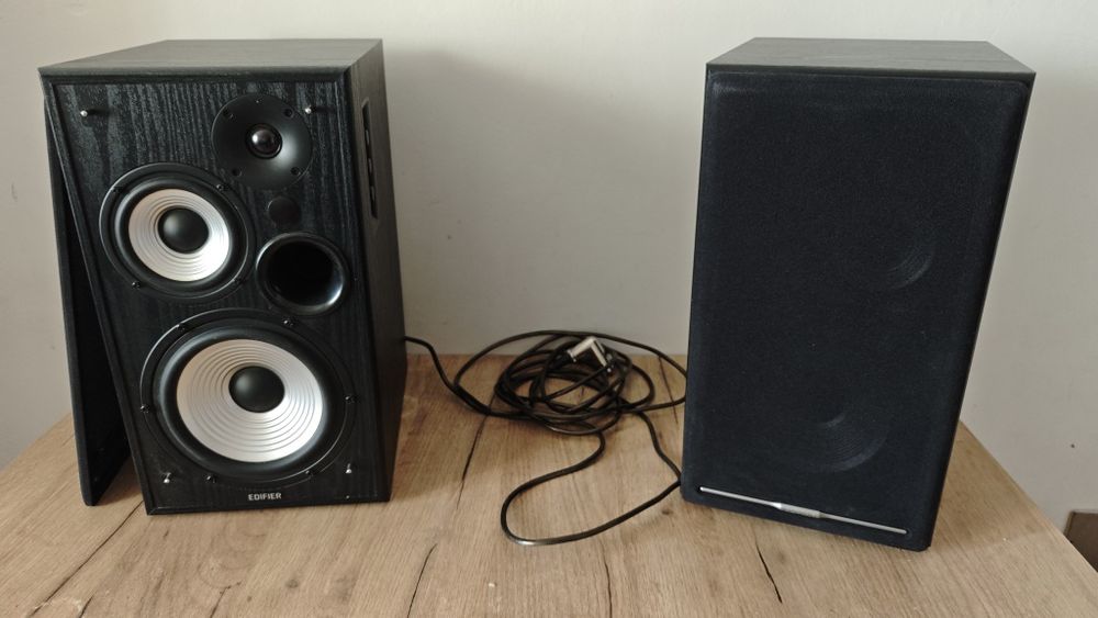 Edifier R2750DB Black