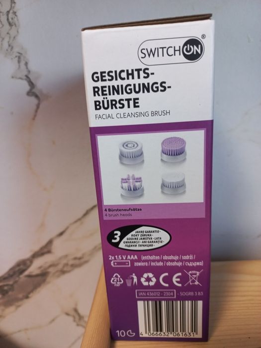 Нова четка за лице