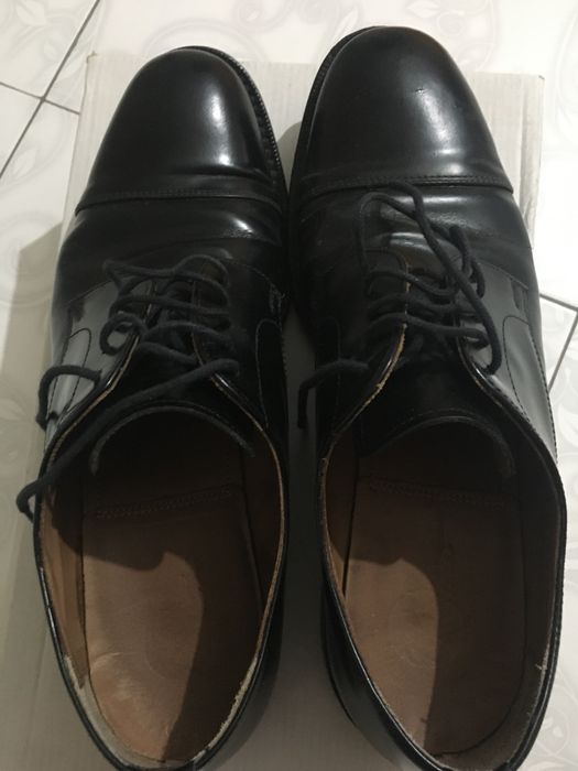 Обувки Бата