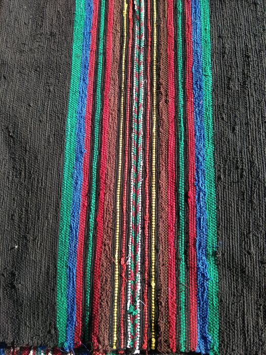 Изгодно ръчно тъкана битова пътека!