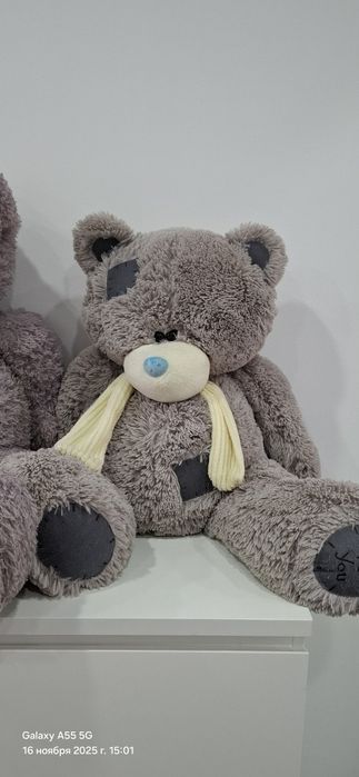 Отдам  2 больших медведей