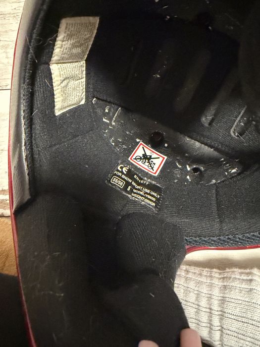 Детско ски яке и каска