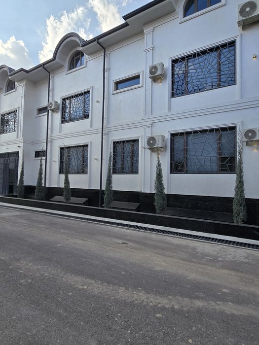 Продаётся евро дом 5,3 соток. Амир Темур Махалля.