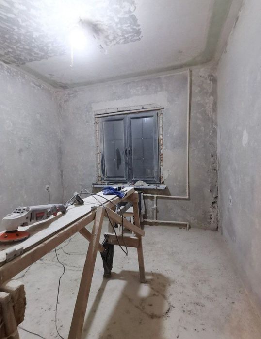 Демонтаж ишлари квартира уй жойларни бузиб ремонт га таерлаш