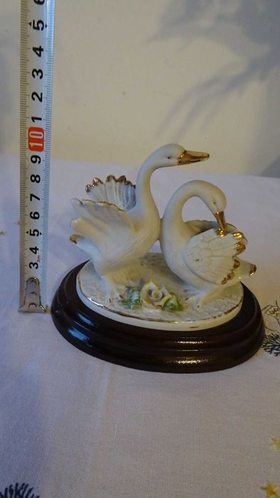 Красиви статуетки на Леонардо вентидж