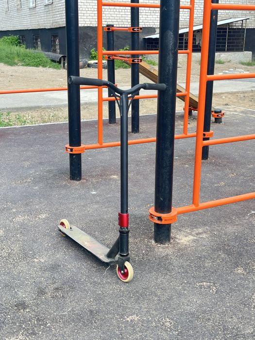 Трюковой самокат