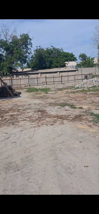 Zudlik bilan, tuman markaziga tutash hududdan yer uchastkasi sotiladi