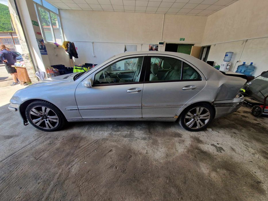 Mercedes W203 C220CDI 143кс 611 автоматик седан НА ЧАСТИ!